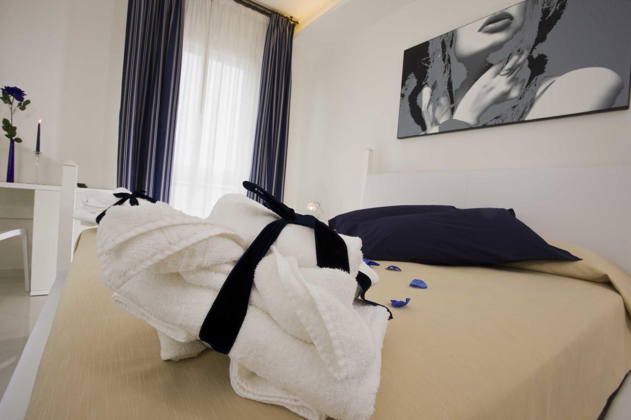 Hotel Nord Est Gabicce Mare Eksteriør bilde